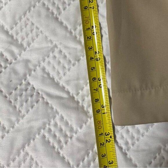 Snake Eyes 34/32 Men Khaki Tan Flat Front Golf Athletic Activewear Sporty Pants - Picture 10 of 13